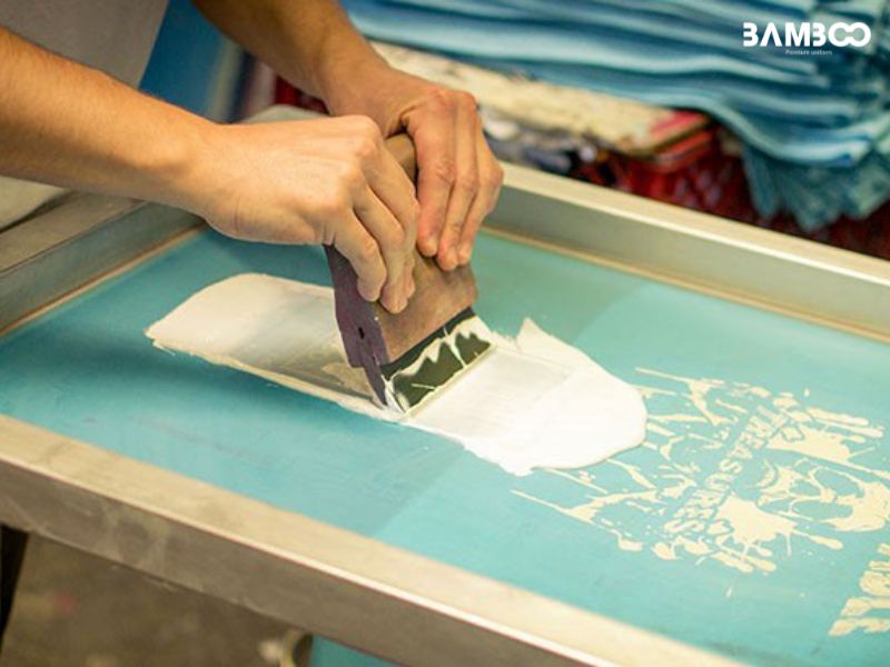 In lụa trên vải là gì? Ưu nhược điểm và nguyên lý hoạt động