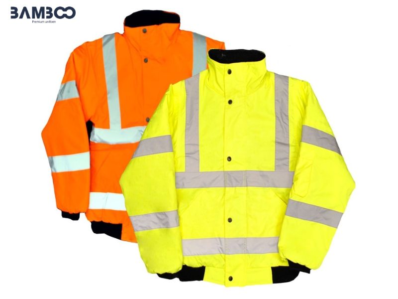Áo khoác phản quang giúp tăng cường khả năng nhận diện người mặc từ xa