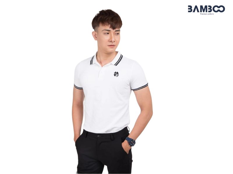 Áo phông công sở trắng viền đen tinh tế, thoáng mát và dễ phối đồ