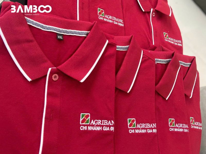 Áo polo in hoặc thêu logo sắc nét, bền đẹp, tăng nhận diện thương hiệu