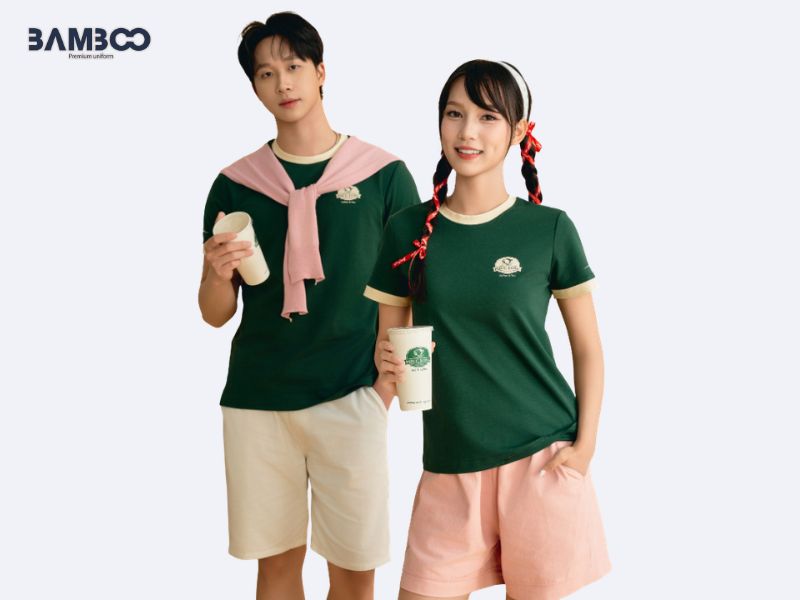 Áo thun đồng phục màu xanh lá cổ tròn trẻ trung, năng động