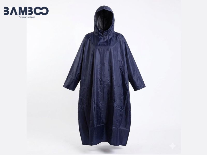 Bamboo Uniform nhận may áo mưa xanh dương đậm cánh dơi theo yêu cầu, quy trình chuyên nghiệp