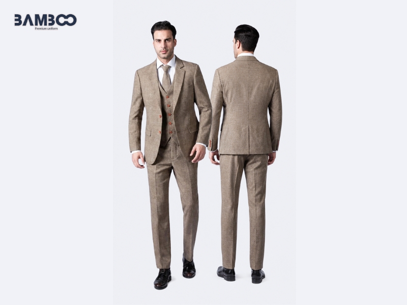 Bamboo Uniform may vest nam 3 mảnh màu nâu be cao cấp, thiết kế sang trọng, chuẩn form