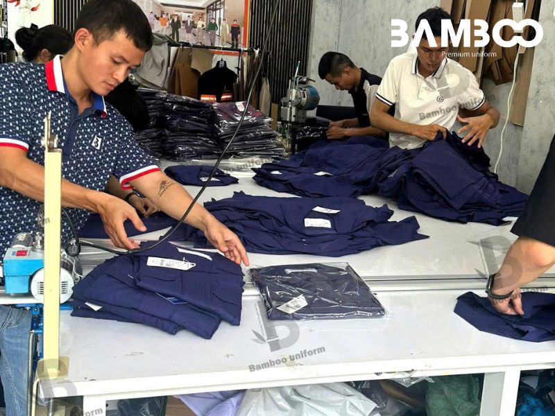 Bamboo Uniform may đồng phục giá tốt theo quy trình chuyên nghiệp