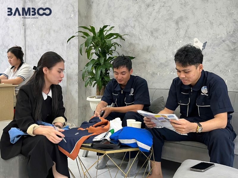 Bamboo Uniform sản xuất áo polo cá sấu theo quy trình khép kín, đảm bảo chất lượng