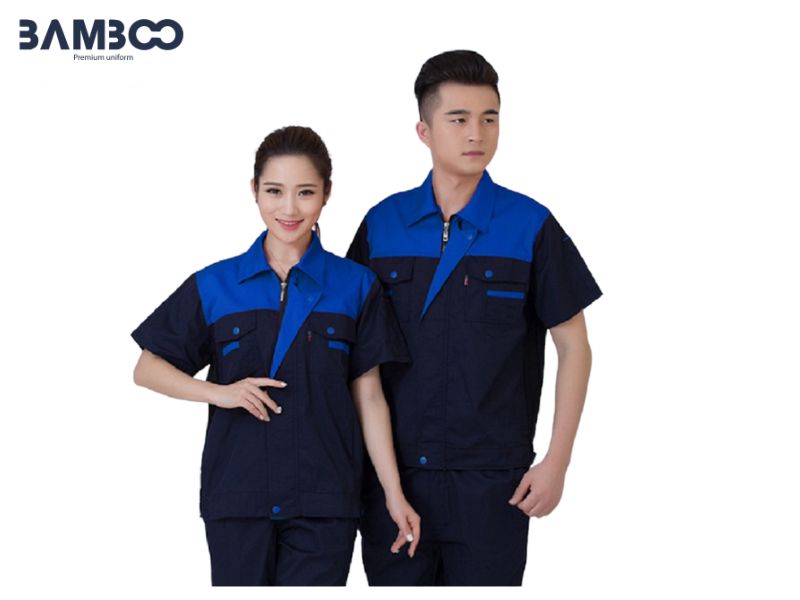 Áo khoác bảo hộ kỹ sư vận hành máy nên giặt nhẹ, phơi mát, ủi nhiệt thấp và kiểm tra định kỳ để áo bền, giữ phom chuẩn