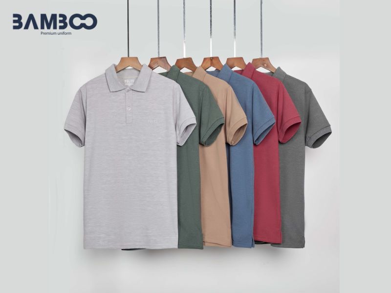 Bảo quản áo polo đồng phục bằng cách gấp hoặc treo đúng form, để nơi khô thoáng và tránh ẩm mốc