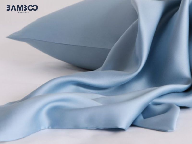 Chọn và bảo quản vải không nhăn đúng cách giúp đồng phục luôn giữ form chuẩn, bề mặt phẳng phiu