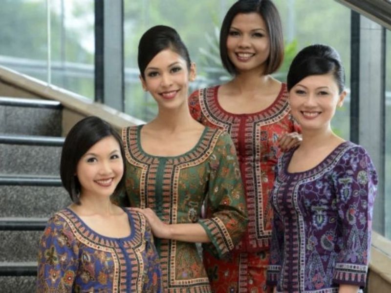 Bộ đồng phục tiếp viên Singapore Airlines