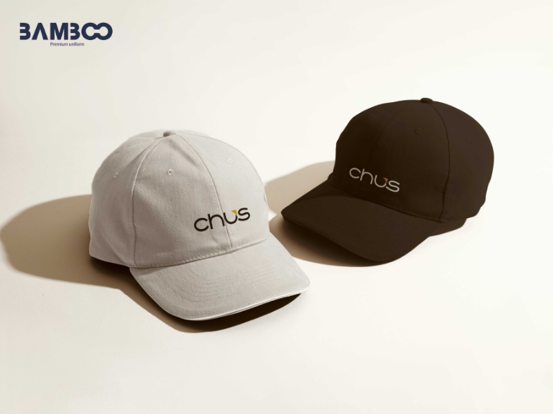 Các mẫu nón kết đồng phục phổ biến gồm nón 5 múi, 6 múi, lưỡi trai, phối màu và có logo doanh nghiệp
