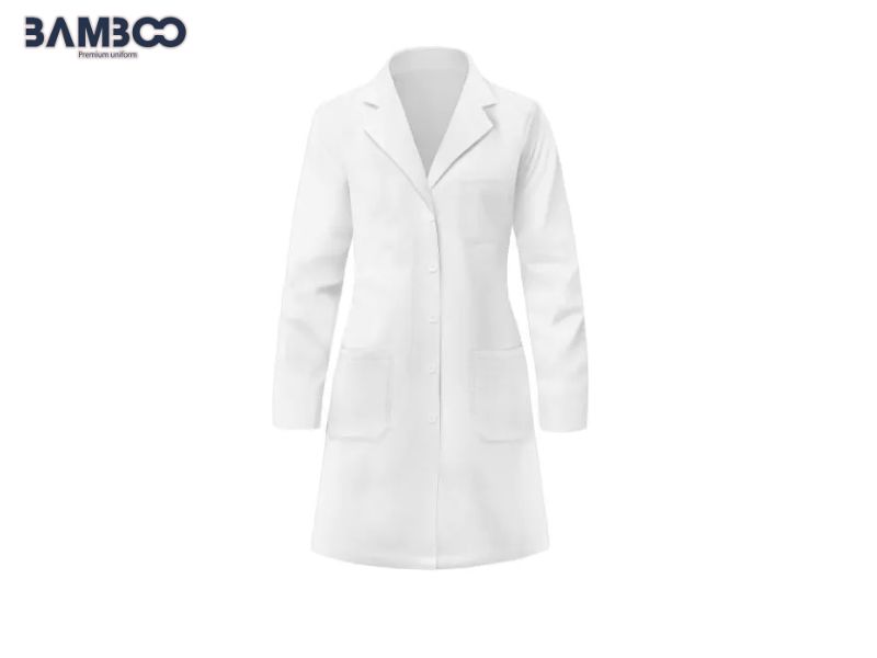 Áo blouse y tế dễ ố vàng, phai màu, nhăn xù, mất phom và bám vết bẩn khó giặt