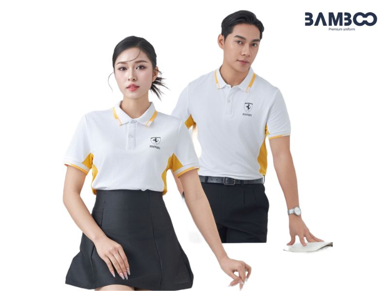 Áo đồng phục màu trắng nên giặt riêng, lộn trái, nước lạnh/ấm, tránh nắng gắt, xử lý vết bẩn bằng chanh, giấm hoặc baking soda