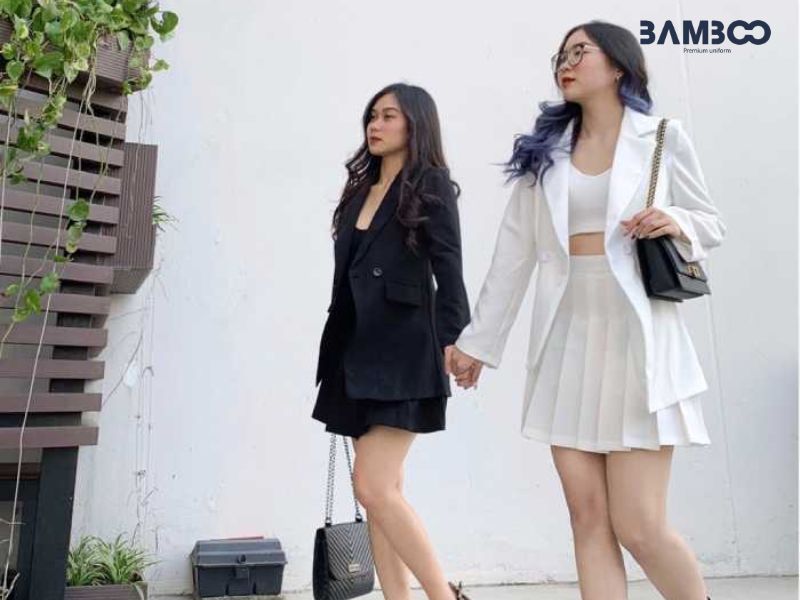 Bộ đôi Blazer và chân váy Tennis