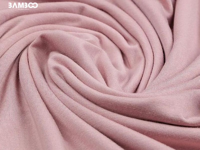 Vải Modal sở hữu khả năng chống nhăn ấn tượng, nhanh chóng phục hồi form dáng sau khi bị gấp hay vò