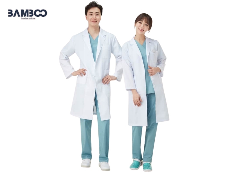 Chọn vải may đồng phục xét nghiệm cần ưu tiên độ bền, thoáng, dễ vệ sinh 