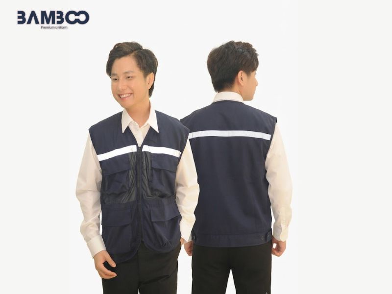 Chi phí may mẫu phụ thuộc vào chất liệu, thiết kế, số túi, logo và số lượng mẫu