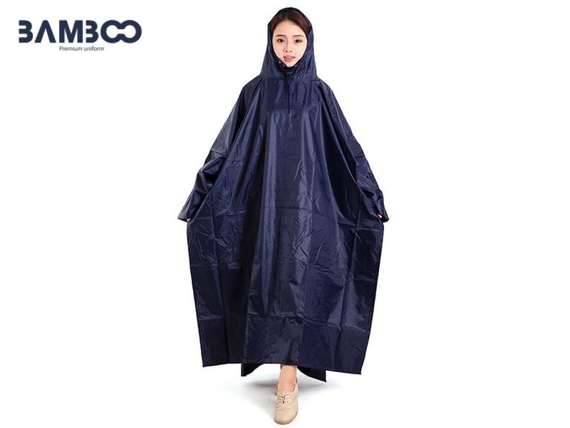 Chi phí may áo mưa xanh dương đậm cánh dơi dao động tùy theo chất liệu, quy cách sản xuất, số lượng đặt hàng và các yêu cầu in ấn đi kèm