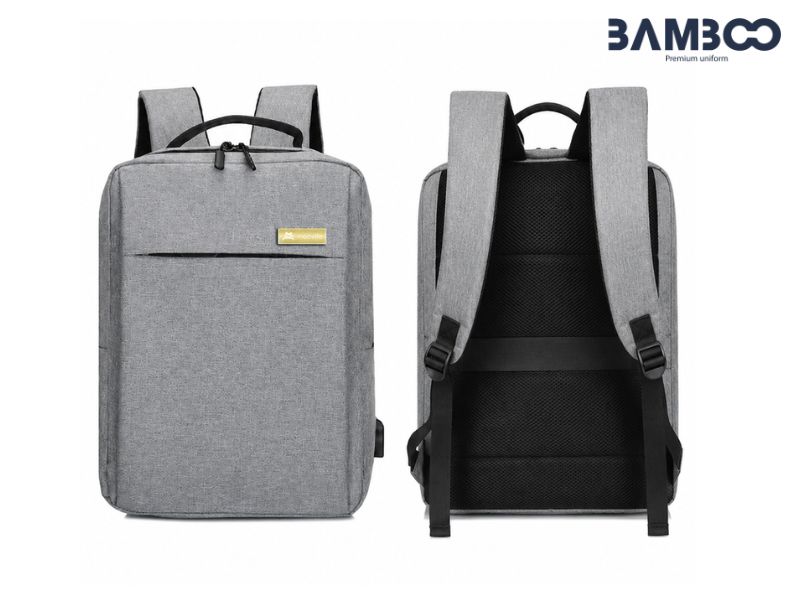 Mức giá sản xuất balo đồng phục màu xám thay đổi linh hoạt dựa trên yêu cầu cụ thể về chất lượng và thiết kế của từng doanh nghiệp