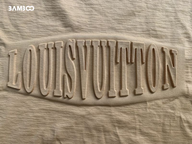 Công nghệ in nổi trên áo là giải pháp đột phá giúp biến những họa tiết đơn điệu trở nên sống động