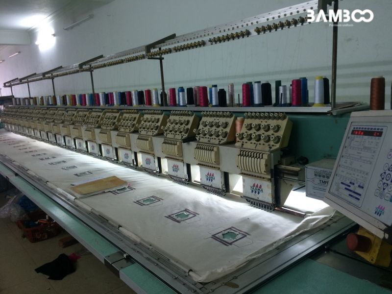 Bamboo Uniform áp dụng in lụa, in số và thêu vi tính sắc nét, bền đẹp, nâng tầm thương hiệu