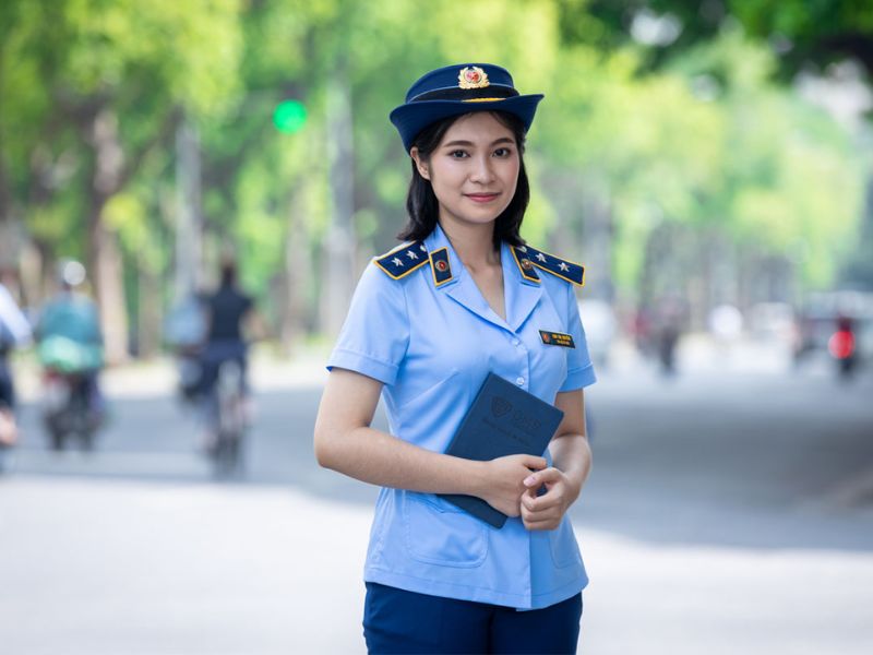 Đồng phục quản lý thị trường chuẩn mực, bền đẹp, thể hiện kỷ luật và chuyên nghiệp