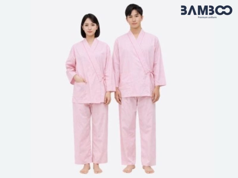 Bamboo Uniform may đồng phục màu hồng uy tín, chất lượng cao, xưởng hiện đại