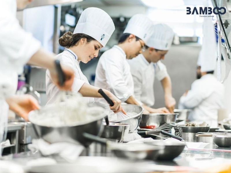 Đồng phục đầu bếp nhà hàng Âu