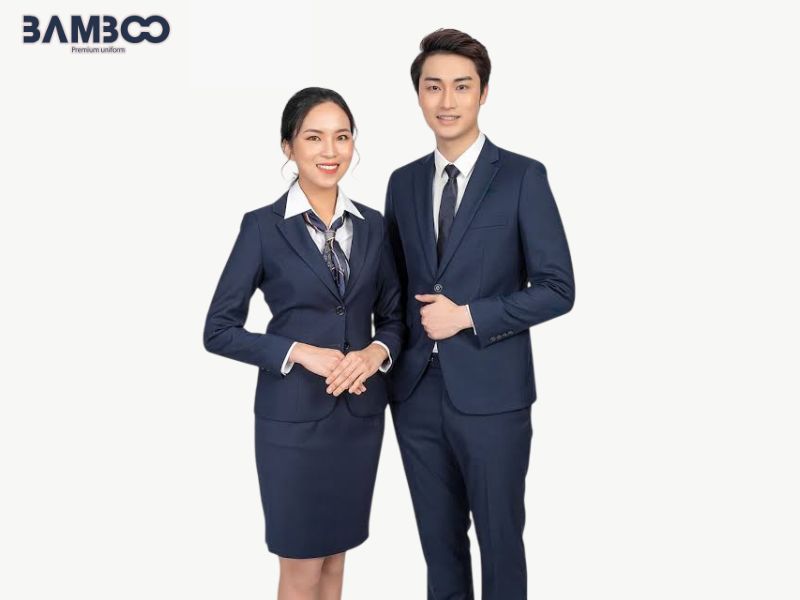 Đồng phục nhân viên sale ô tô cần gọn gàng, dễ vận động