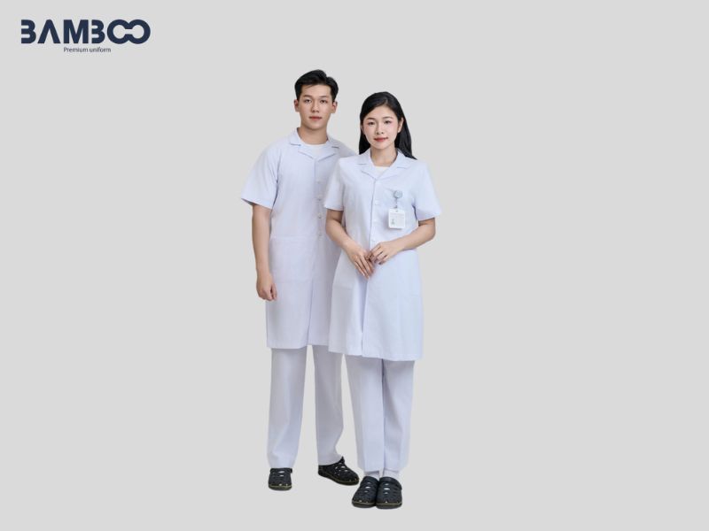 In thêu logo đồng phục y tế để có các yếu tố định danh rõ ràng