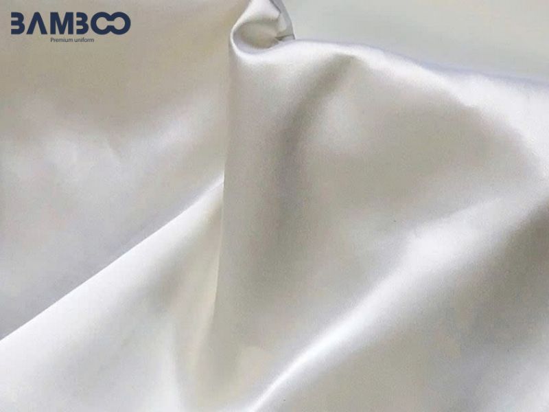 Vải Kate Silk được tạo ra từ sự kết hợp giữa sợi cotton tự nhiên và sợi polyester