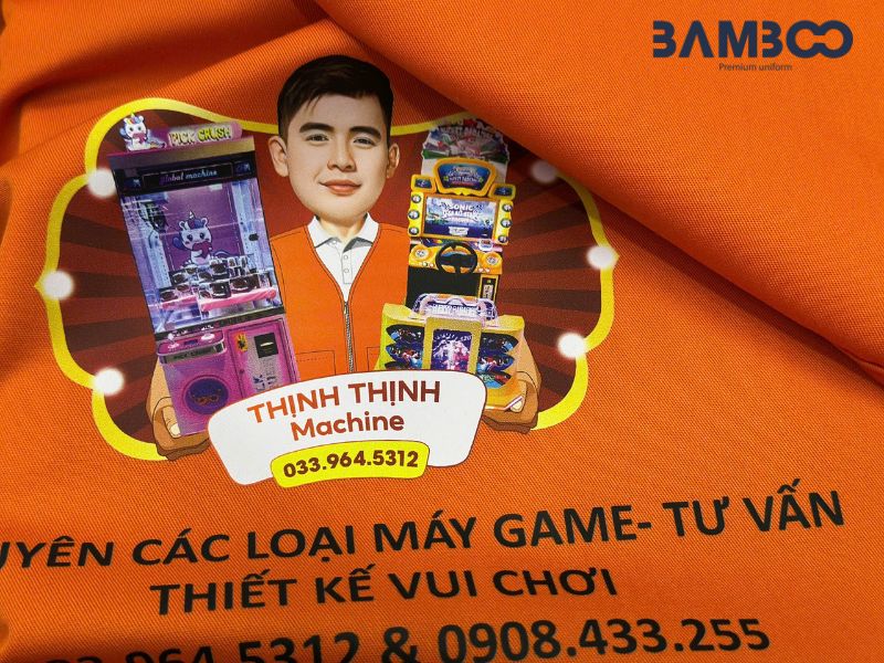 Kiểm tra chi tiết in thêu trên áo