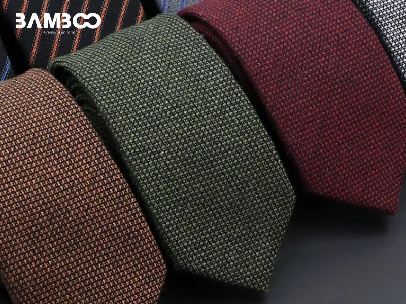 Chọn chất liệu caravat phù hợp vải vest giúp tổng thể hài hòa và đẳng cấp