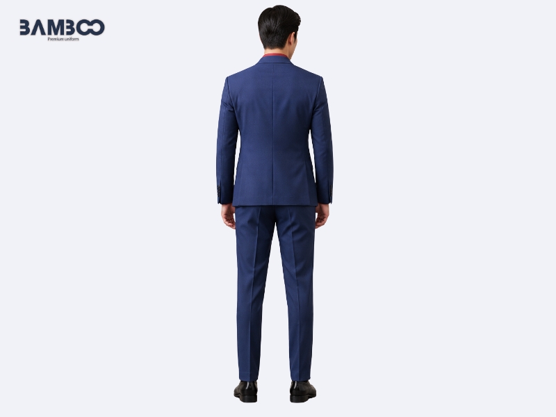 Lưu ý chọn chất liệu, số đo, form dáng và may đo chuẩn giúp vest xanh dương đậm bền đẹp