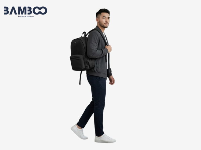 Mẫu balo đen basic cần chú trọng chất liệu, đường may và kiểu dáng