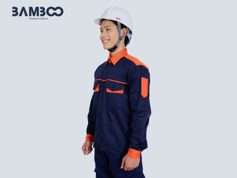 Khi may bộ đồ bảo hộ xanh đen cần chọn vải bền, may chuẩn, chắc chỉ và kiểm tra kỹ thành phẩm