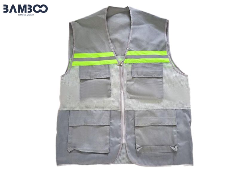 Áo gile kaki phối lưới bền, thoáng và nhiều túi tiện dụng