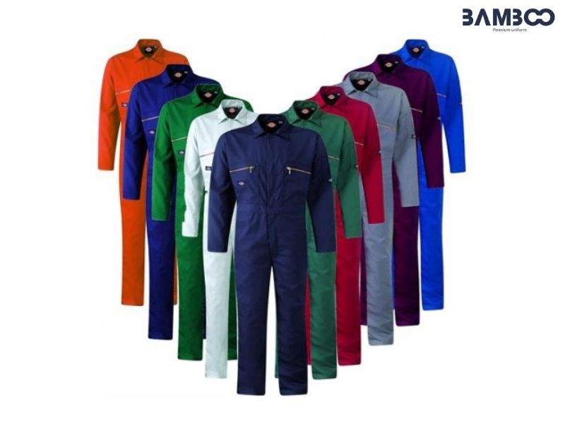 Xử lý vết bẩn đồ bảo hộ gồm dầu nhớt dùng phấn rôm, sơn acetone, ố dùng giấm