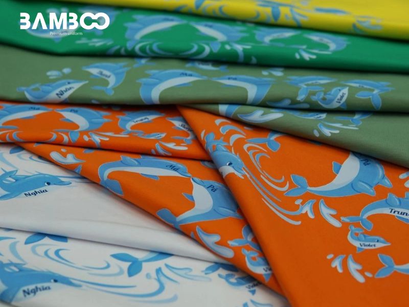 Hình in trên áo phải màu do chất liệu vải và mực in kém chất lượng