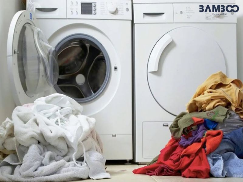 Phân loại trang phục trước khi giặt