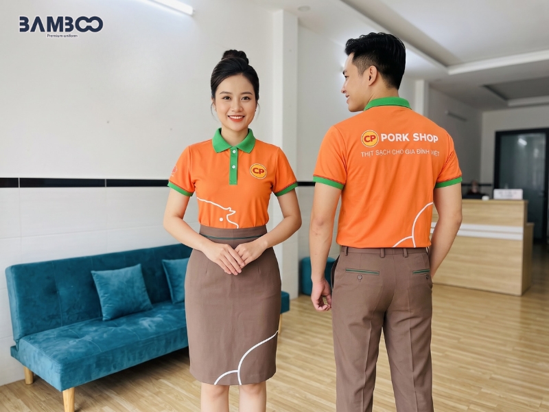 Quy trình đặt may áo thun cam cổ xanh rõ ràng, đảm bảo đúng mẫu, đúng yêu cầu