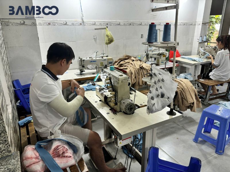 Quy trình may hiện đại, kiểm định kỹ giúp balo bền đẹp và chuẩn form