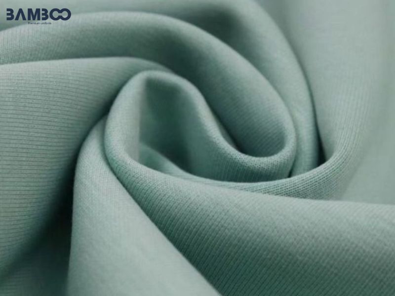 Chọn vải không nhăn để may đồng phục mang lại lợi ích về thẩm mỹ, hiệu quả kinh tế và sự thoải mái cho người mặc