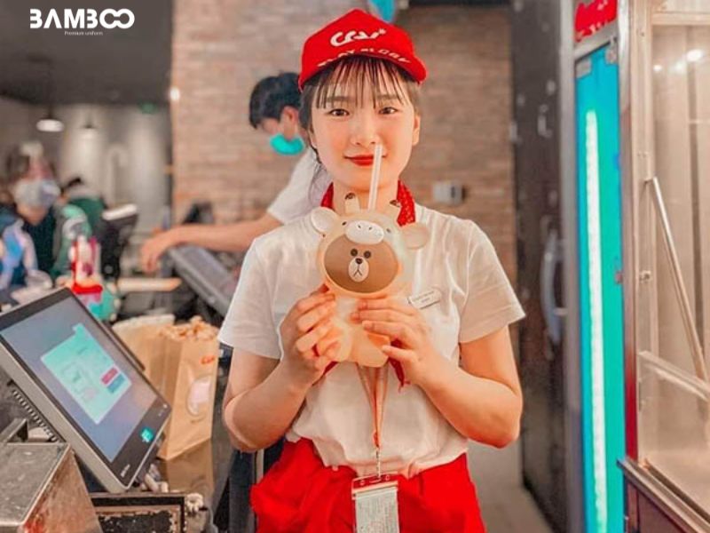 Đồng phục áo thun rạp phim là công cụ quảng bá thương hiệu hiệu quả