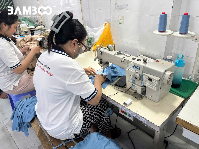 Chọn xưởng may cần xét năng lực, chất vải, đường may, quy trình rõ ràng và giá hợp lý