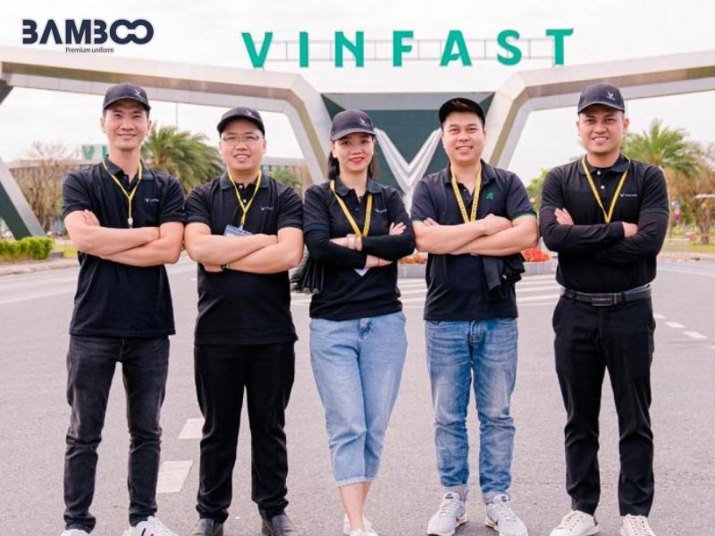 VinFast là thương hiệu ô tô Việt thuộc Vingroup, hoạt động trong lĩnh vực phát triển, sản xuất và kinh doanh các phương tiện giao thông