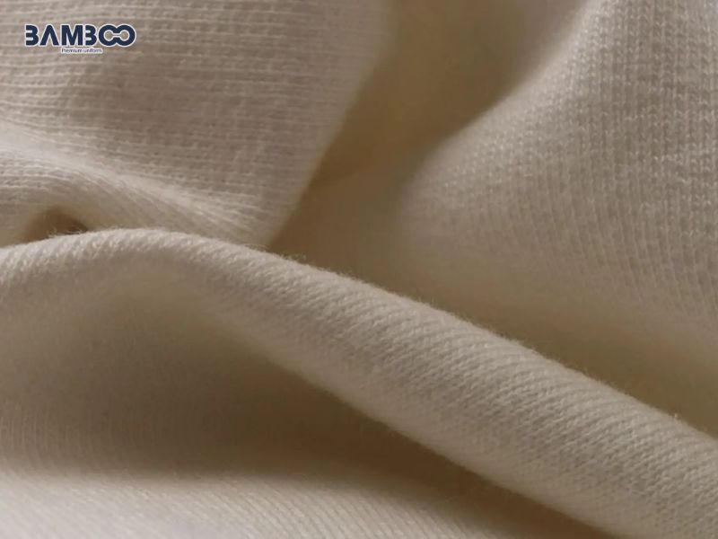 Vải da cá được ứng dụng để may đồng phục, áo thể thao, hoodie, áo khoác và thời trang