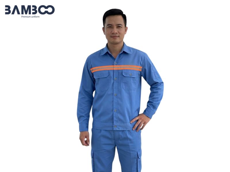 Áo bảo hộ kỹ thuật được may từ loại vải bền đẹp, thoáng mát, phù hợp môi trường làm việc