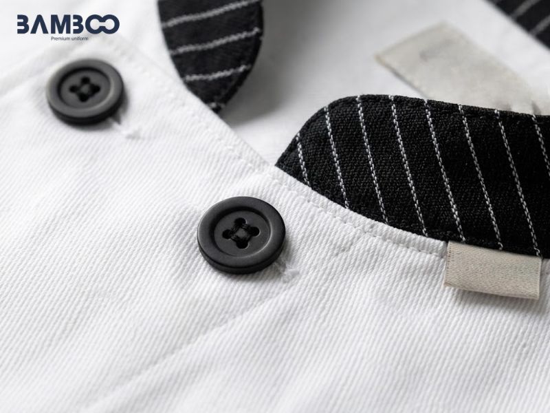 Chất vải áo bếp đa dạng, bền, thoáng, giúp đầu bếp luôn thoải mái