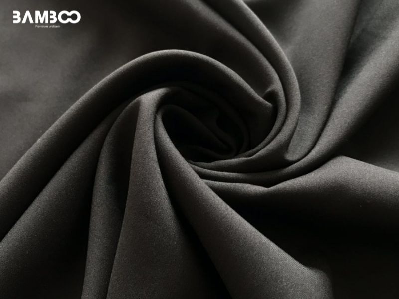Microfiber là sợi tổng hợp siêu mịn, bền, nhẹ, thấm hút tốt, ứng dụng rộng trong dệt may