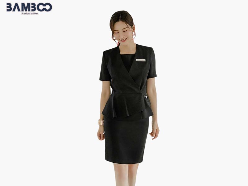 Vest tư vấn viên thẩm mỹ viện ưu tiên phom mềm mại, màu nhã, dễ vận động
